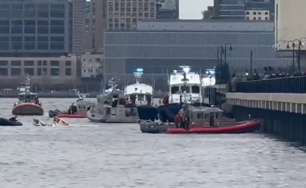 联丰优配 美国两飞机因军用直升机出现被迫复飞 相关部门称正在调查