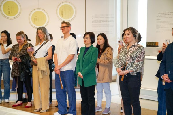 爱配配资 在春天遇见江南，在社会大美育课堂遇见爱艺术的你